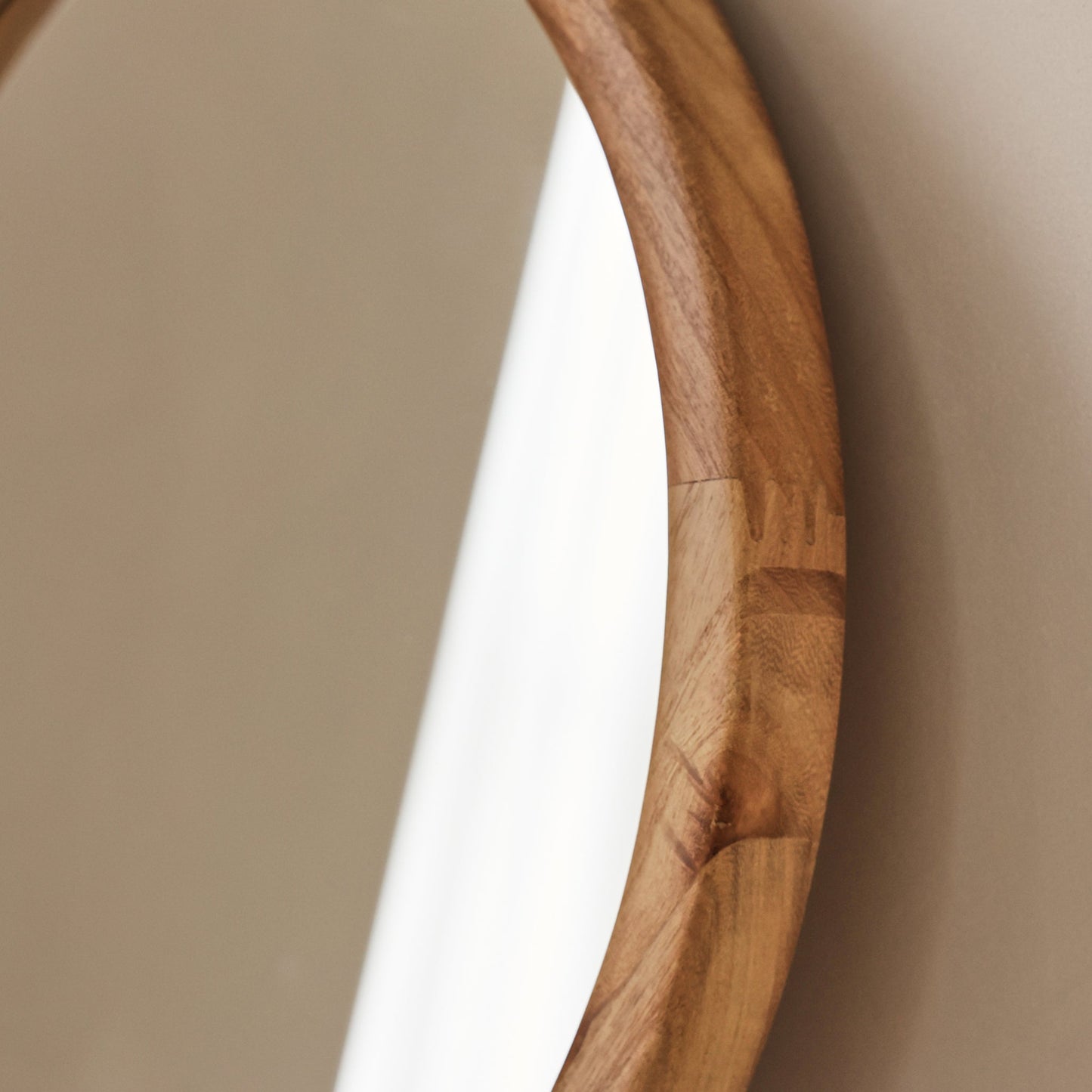 Arden - Miroir mural rond en bois clair 40cm x 40cm