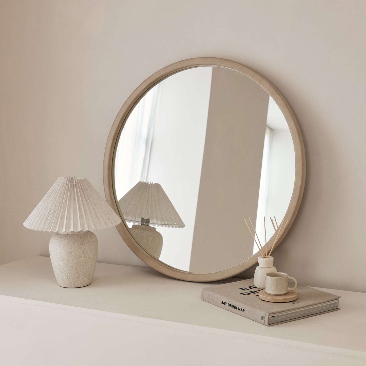 Arden - Miroir mural rond en bois et béton 70 cm x 70 cm