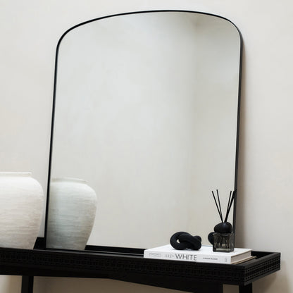 Bowness - Miroir Mural Métallique Contemporain Arqué Noir 90cm x 75cm