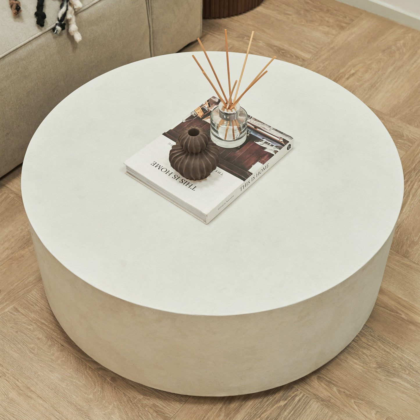 Angelo - Table Basse Ronde Minimaliste en Béton Grande