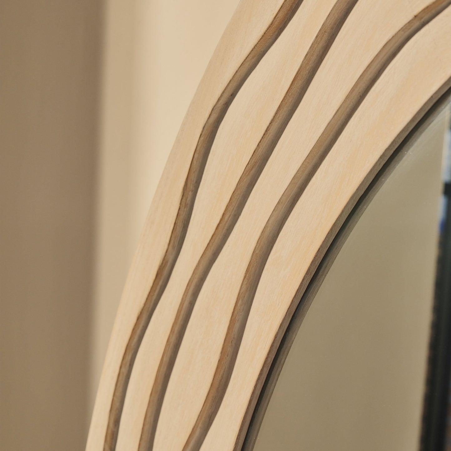 Lucelle - Miroir Arqué Extra Large en Bois