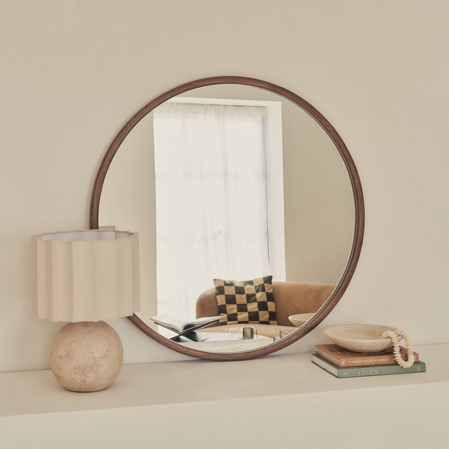 Arden - Grand miroir mural rond en bois foncé 90cm x 90cm
