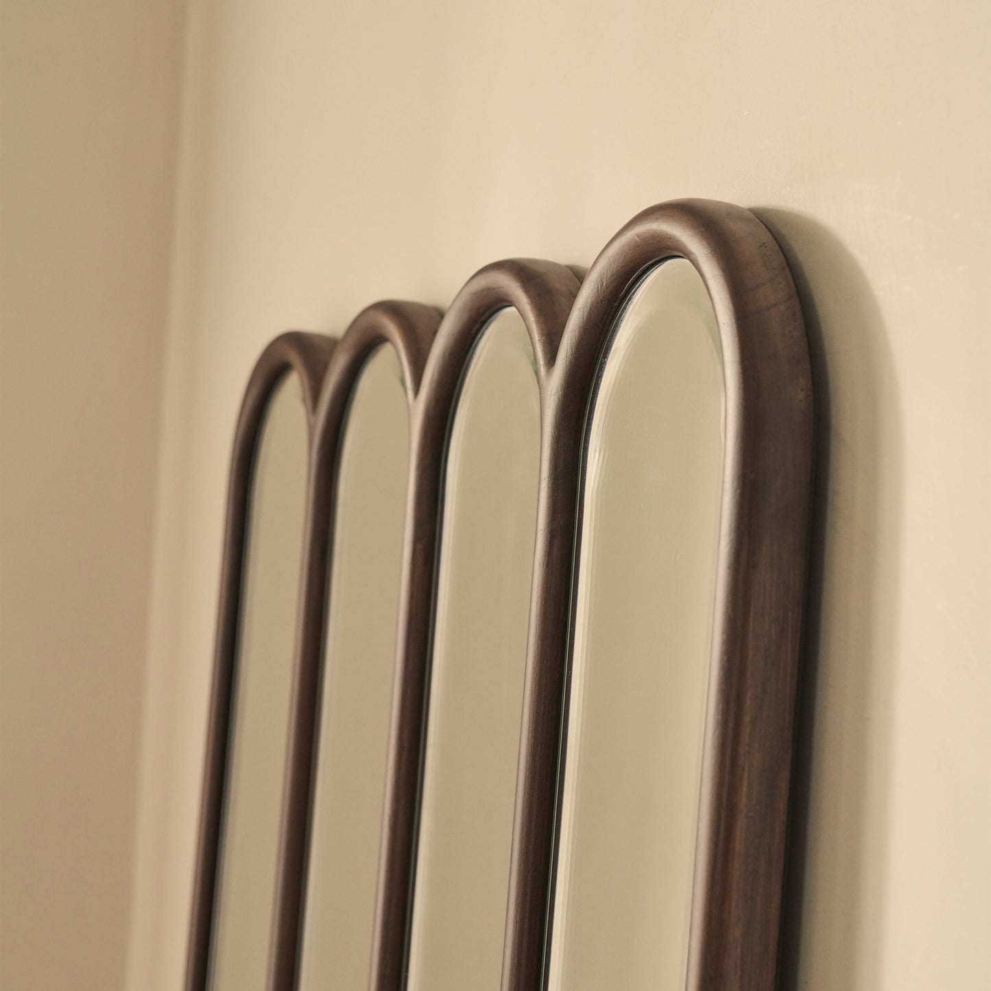 Reims - Miroir en bois foncé pleine longueur à panneau arche 180 cm x 80 cm