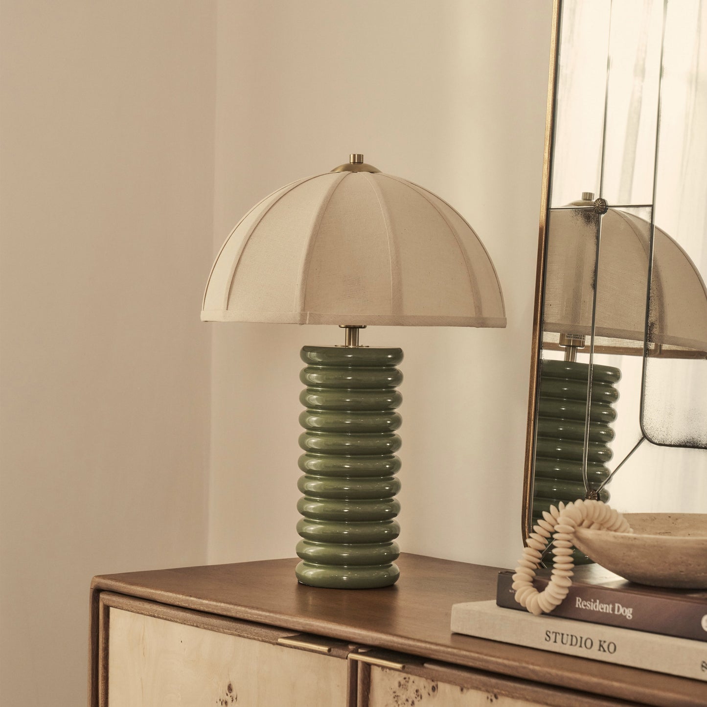 Odette - Lampe de table à abat-jour dôme vert olive