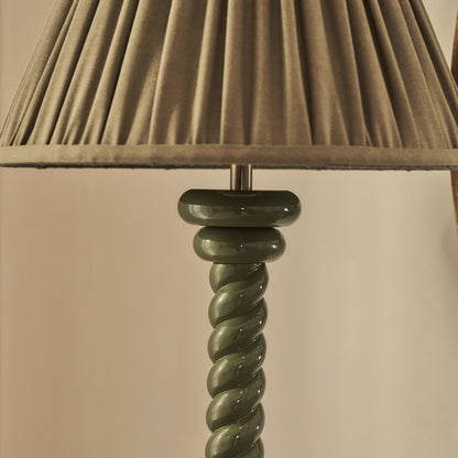 Cordelia - Lampe de table avec abat-jour plissé vert olive