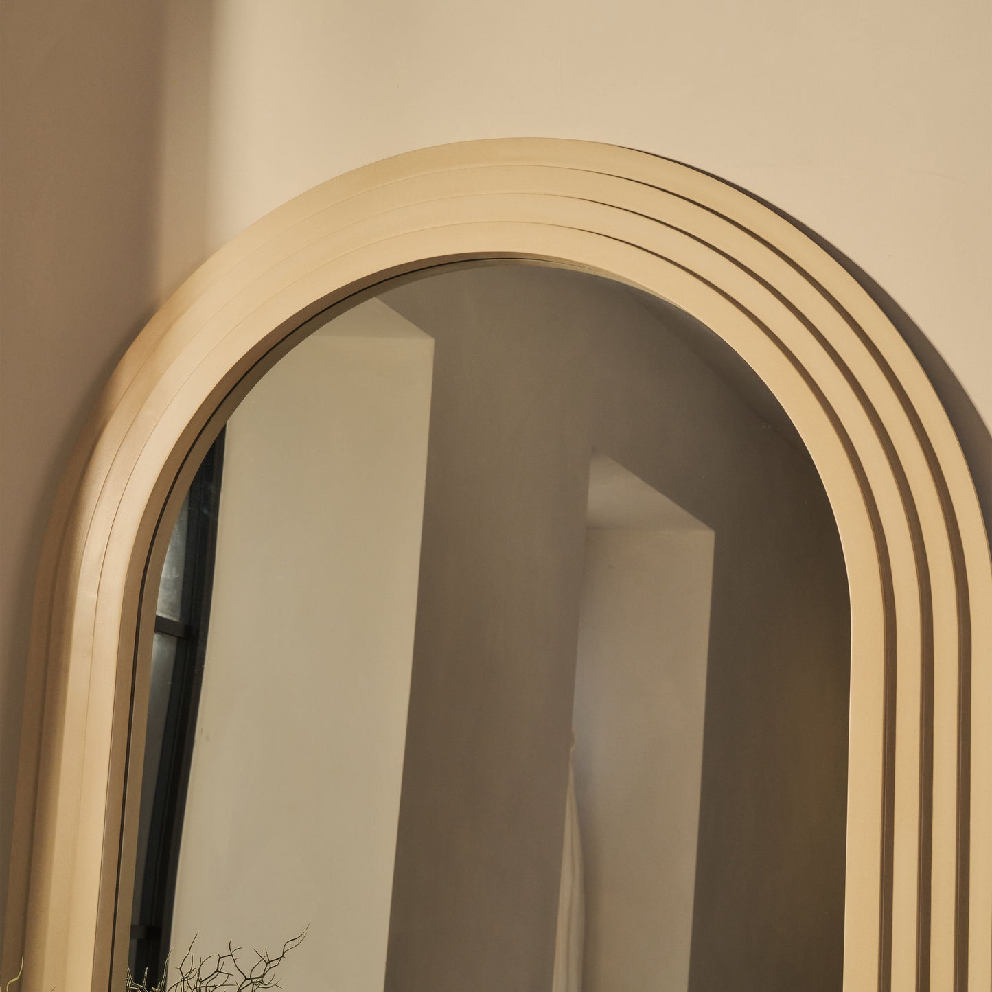 Luciana - Miroir de Cheminée Arqué en Béton 120cm x 100cm