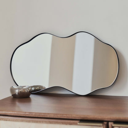 Ava - Miroir irrégulier en forme d'étang noir 50 cm x 30 cm