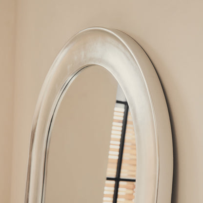 Riva - Miroir irrégulier en forme d'étang brossé chrome 98cm x 89cm