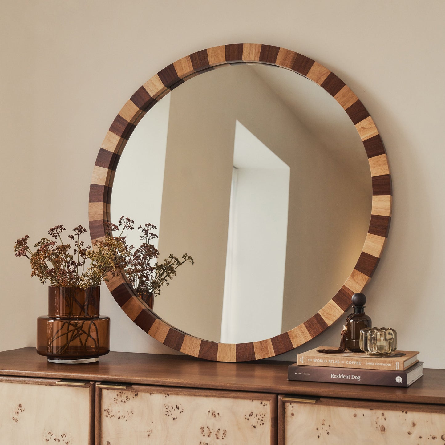 Tessera - Miroir Rond en Bois Clair et Foncé à Damier 90cm x 90cm