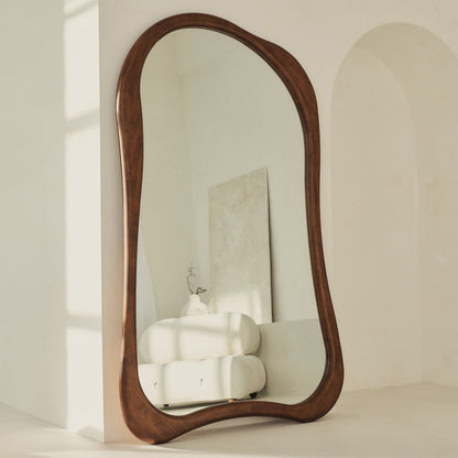 Arcurva - Miroir irrégulier extra grand pleine longueur en bois foncé 190cm x 120cm
