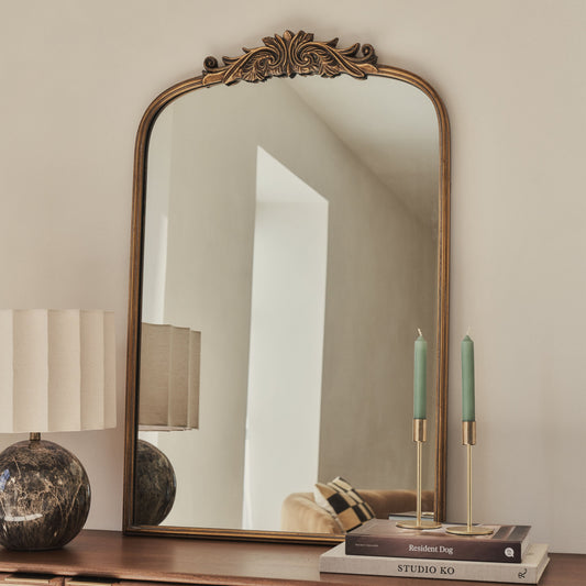 Amelia - Miroir Portrait Métallique Arqué Doré 100cm x 64cm